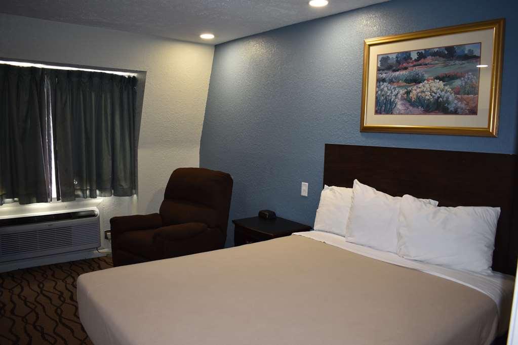 Americas Best Value Inn Marion Room photo